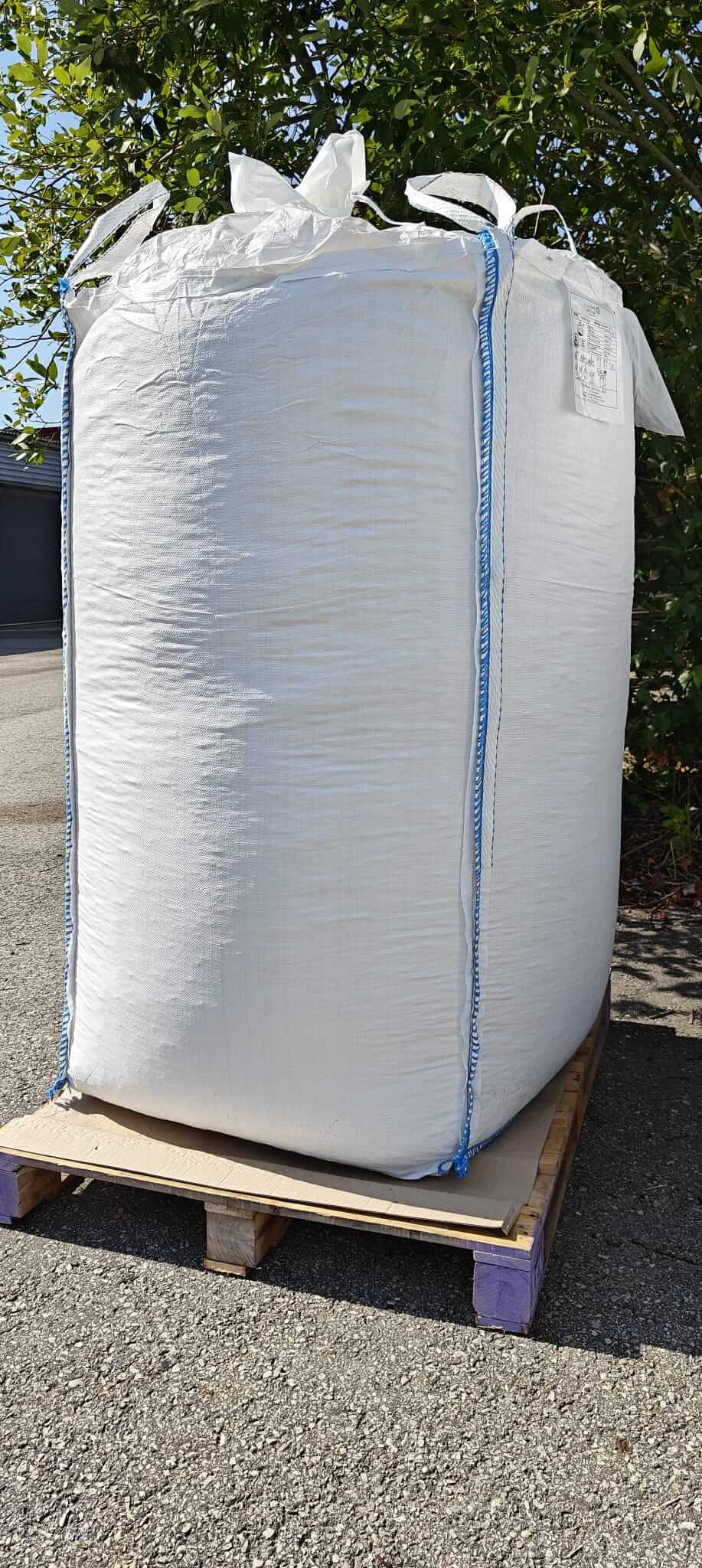 Puupelletti 1000kg/säkki – RAHTIVAPAASTI KOTIIN